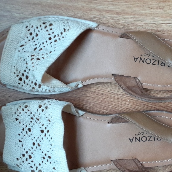 arizona Shoes - Selling my favorite sandals